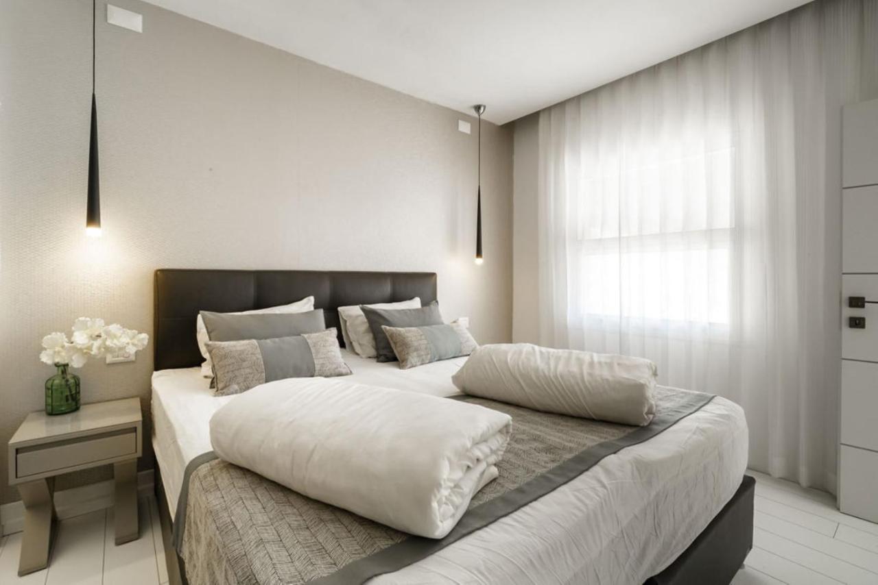 Kikar Boutique Hotel Нетанья Екстер'єр фото