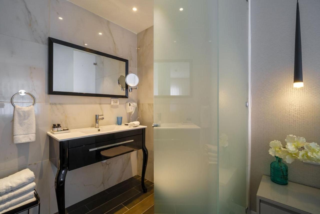 Kikar Boutique Hotel Нетанья Екстер'єр фото